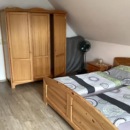 Gaestehaus Steffen Apartmán Upgant-Schott